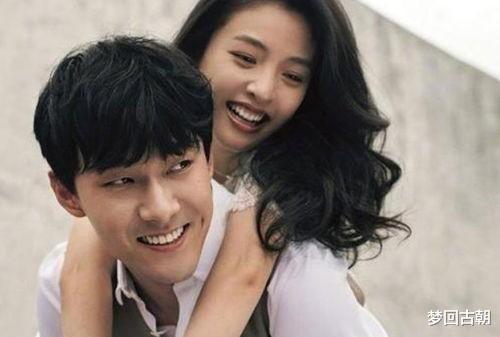 娱乐明星吃瓜双人视频,幕后花絮视频曝光，精彩瞬间引网友热议  第2张