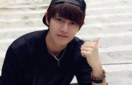 带你吃娱乐圈瓜任嘉伦,娱乐圈瓜中崛起的璀璨明星  第3张