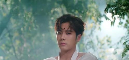 双男主娱乐圈吃瓜的小说,瓜田里的甜蜜较量  第2张