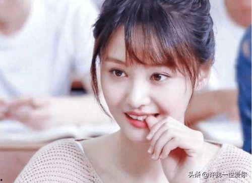 娱乐圈的吃瓜妹子,揭秘“吃瓜妹子”的幕后故事  第2张