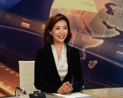 吃瓜娱乐主持人名单照片,知名主持人名单大曝光  第3张