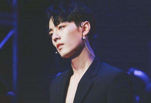 肖战吃瓜的娱乐者是谁,揭秘背后真相  第2张